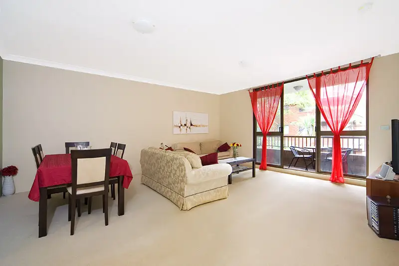 13/143 Sydney Street Willoughby, Chatswood Sold by Shead Property - image 1