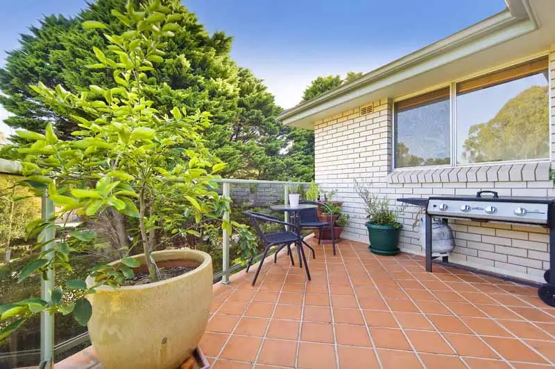 5/8 Brand Street, Artarmon Sold by Shead Property - image 1